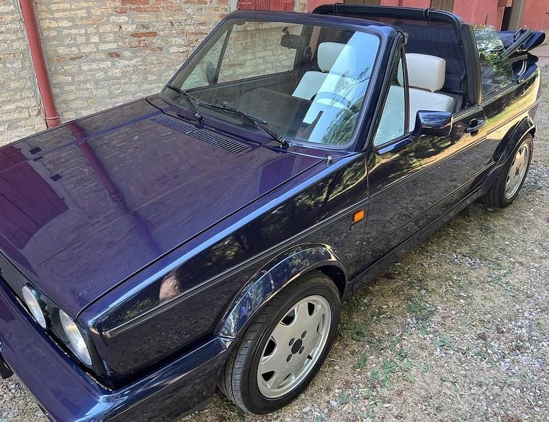 Usata VW Golf Cabriolet Classicline 110 CV (80 kW) 1991 Blu/azzurro Cabrio