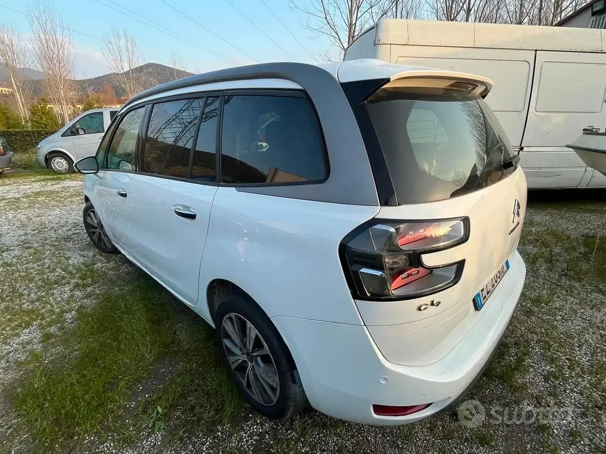 Usata Citroën Grand C4 Picasso Seduction 115 CV (84 kW) 2015 Bianco Monovolume