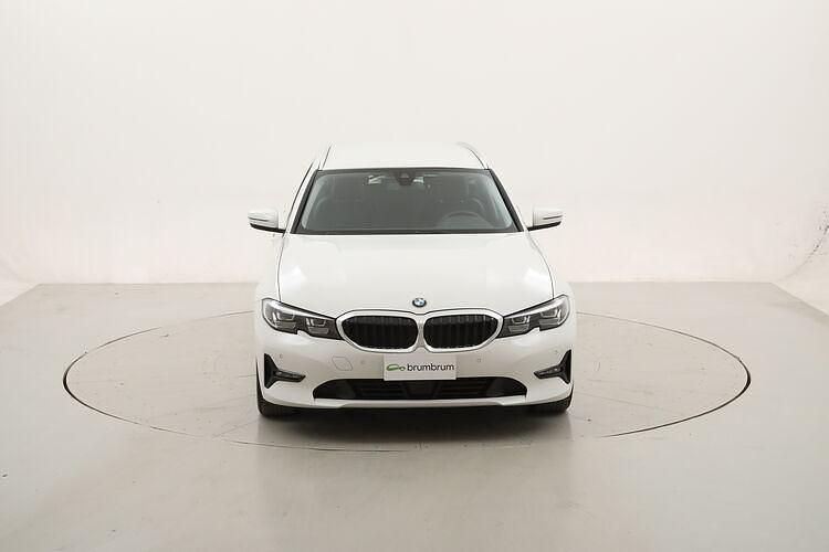 Usata BMW 320e Advantage 190 CV (139 kW) 2021 Bianco Station wagon