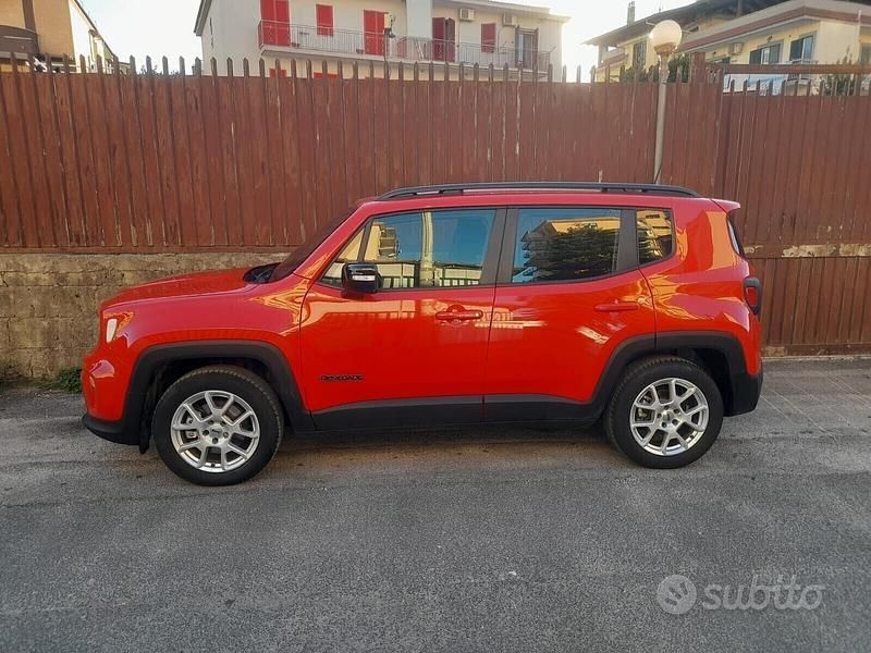 Rosso Usata 2024 Jeep Renegade Altitude SUV | 16.500 € (Super prezzo) - Immagine 1/4
