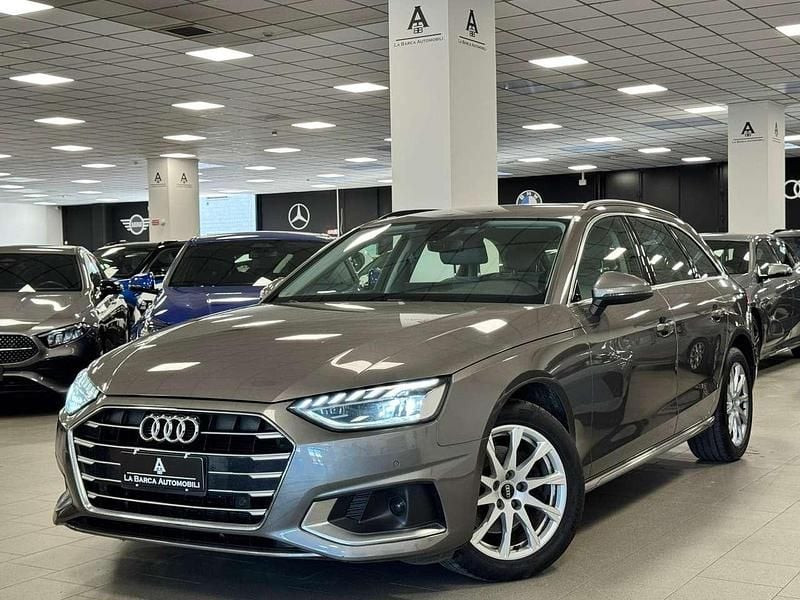 Usata Audi A4 Business 136 CV (100 kW) 2021 Grigio Station wagon