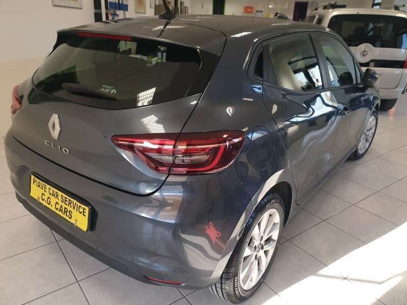 Usata Renault Clio IV Business 101 CV (74 kW) 2019 Grigio Berlina