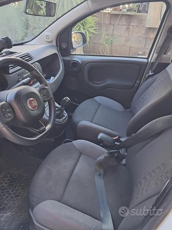 Usata Fiat Panda 80 CV (58 kW) 2018 Bianco Utilitaria