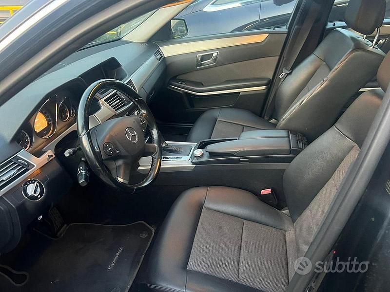 Usata Mercedes E250 Avantgarde 210 CV (154 kW) 2012 Nero Berlina