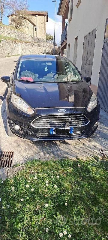 Usata Ford Fiesta Titanium 96 CV (70 kW) 2015 Nero Berlina
