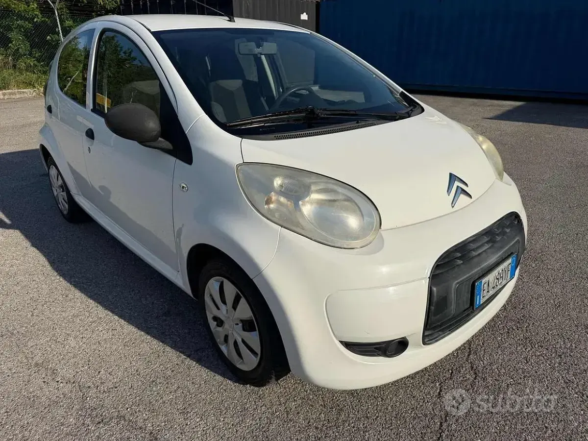 Usata Citroën C1 68 CV (50 kW) 2010 Bianco Utilitaria