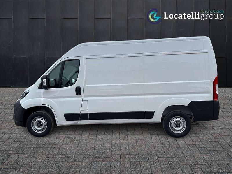 Nuova Opel Movano S 120 CV (88 kW) 2026 Bianco icy pastello Furgone