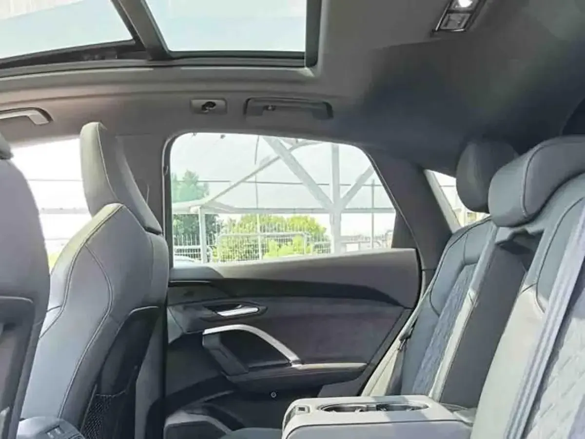 Nuova Audi Q5 S-Line 204 CV (150 kW) 2026 Grigio SUV