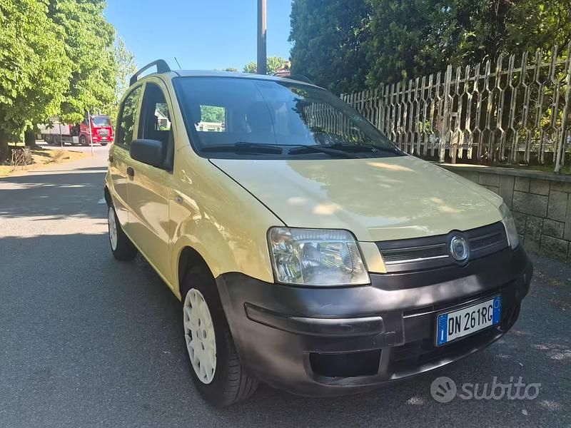 Usata Fiat Panda Dynamic 59 CV (43 kW) 2009 Giallo Utilitaria