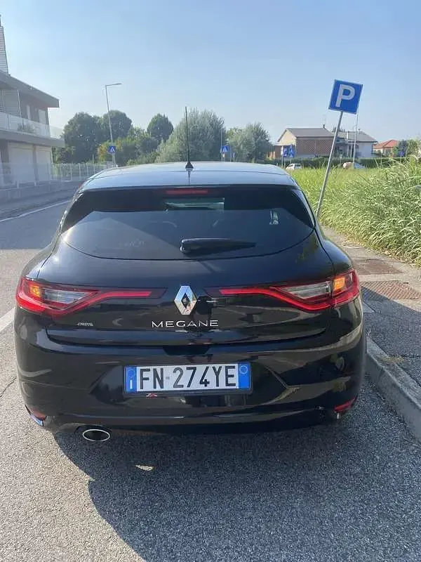 Usata Renault Mégane IV Intens 110 CV (80 kW) 2018 Berlina
