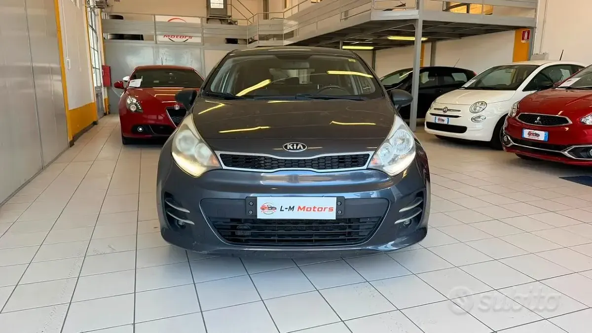 Usata Kia Rio 85 CV (62 kW) 2016 Grigio Utilitaria