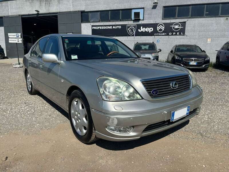 Usata Lexus LS430 281 CV (206 kW) 2002 Beige Berlina