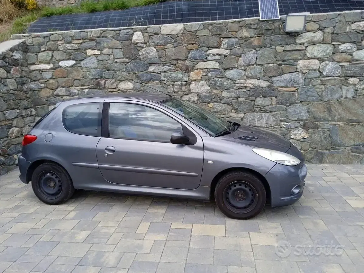 Usata Peugeot 206 60 CV (44 kW) 2009 Grigio Berlina