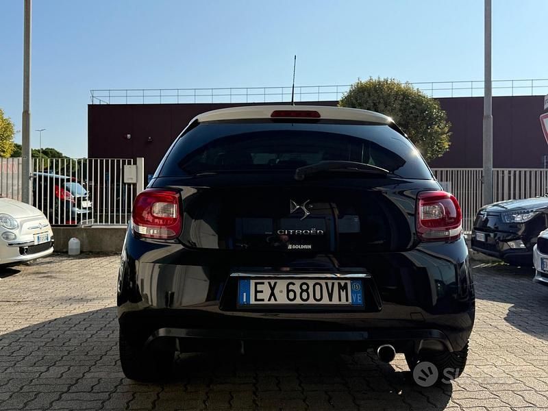 Usata DS Automobiles DS3 So Chic 81 CV (59 kW) 2015 Nero Coupé