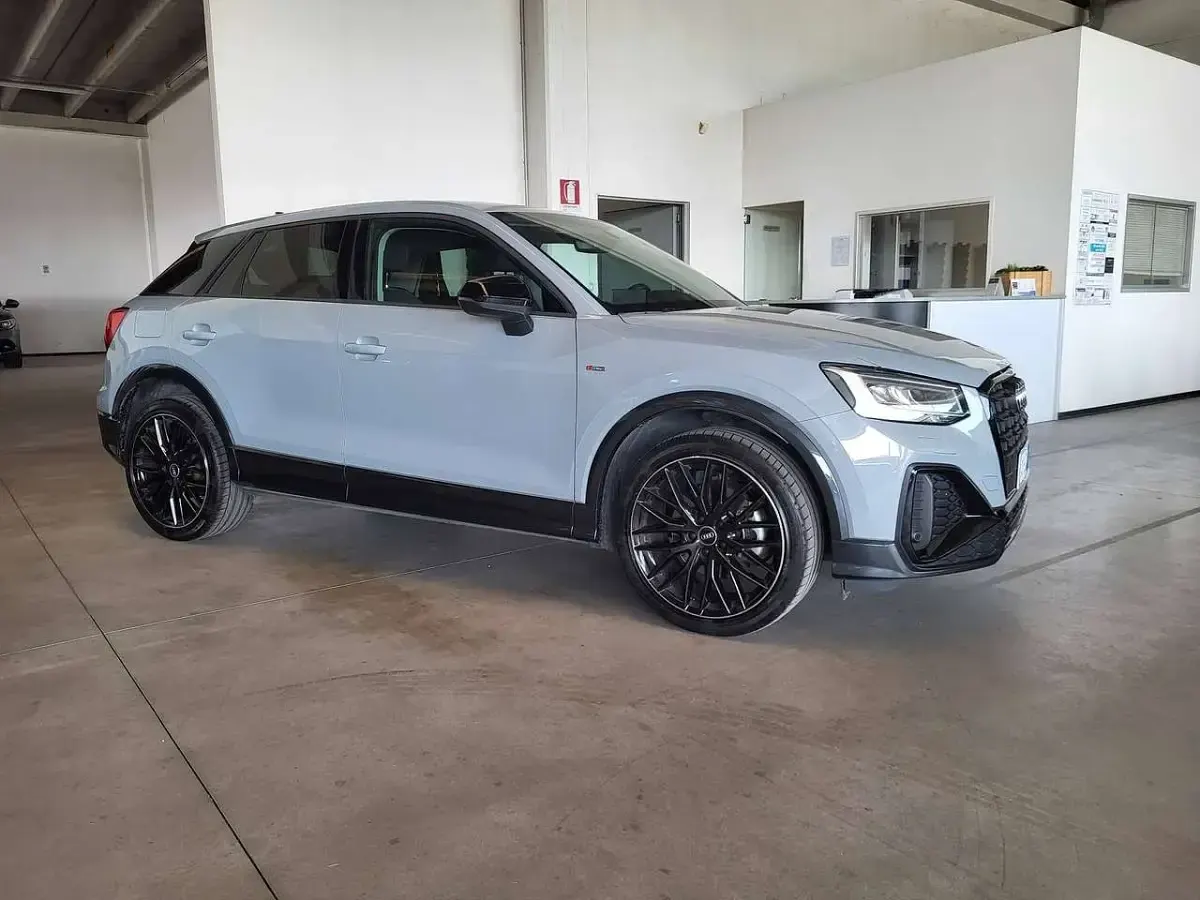 Usata Audi Q2 S-Line 150 CV (110 kW) 2021 Chiaro SUV