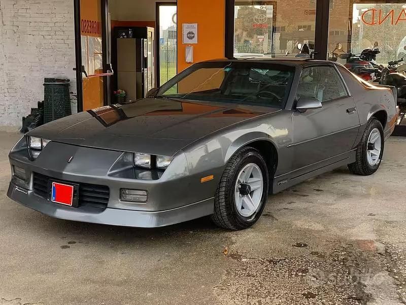 Usata Chevrolet Camaro 137 CV (100 kW) 1991 Grigio Cabrio