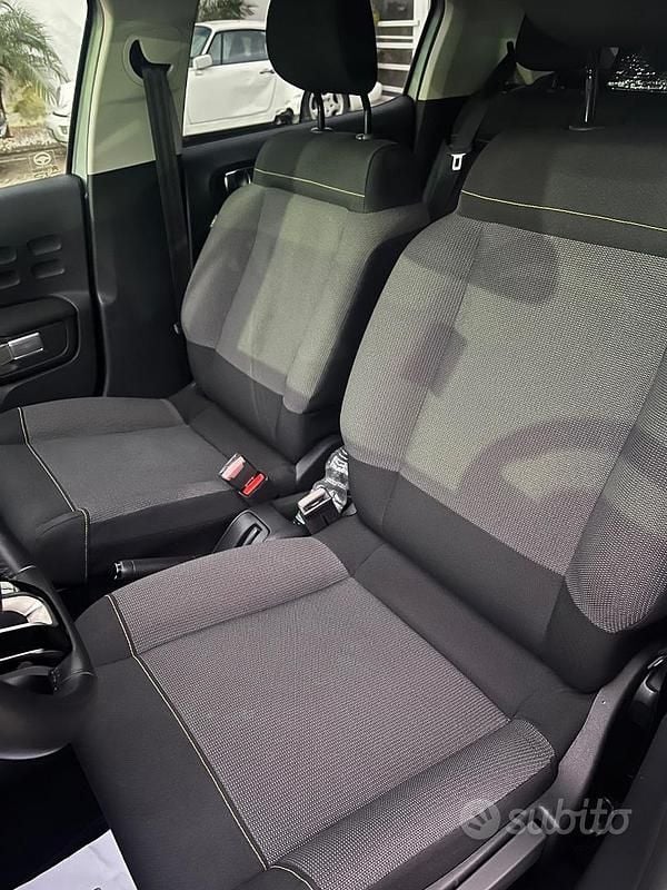 Usata Citroën C3 Shine 102 CV (75 kW) 2023 Grigio Utilitaria