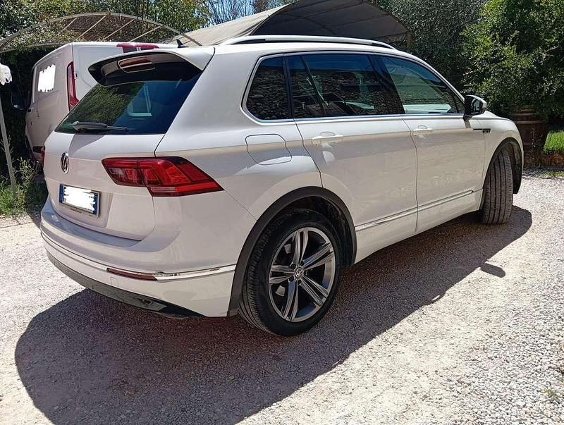 Usata VW Tiguan Sportline 116 CV (85 kW) 2019 Bianco SUV
