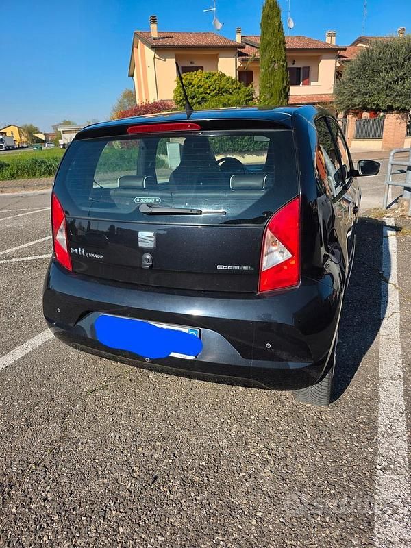 Usata Seat Mii 60 CV (44 kW) 2016 Nero Utilitaria