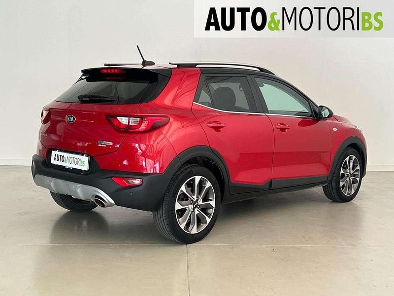 Usata Kia Stonic Style 101 CV (74 kW) 2021 Rosso SUV