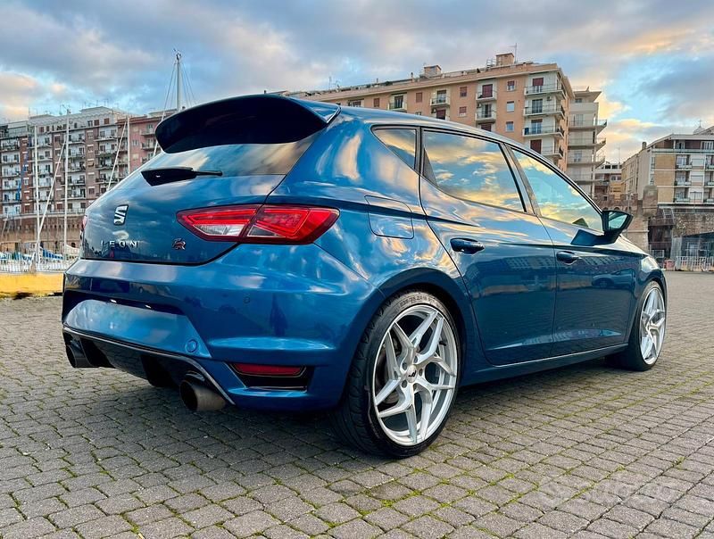 Usata Seat Leon FR 190 CV (139 kW) 2016 Berlina
