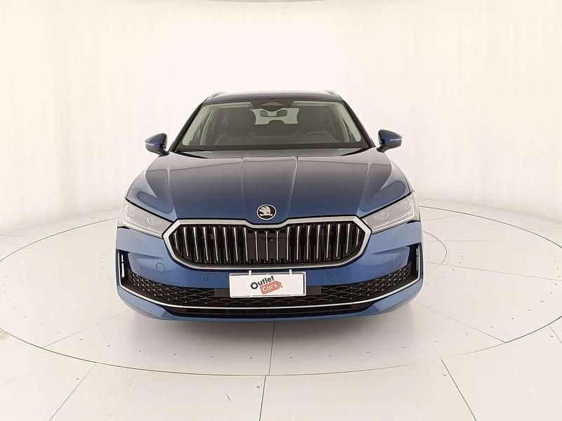 Usata Skoda Superb Style 150 CV (110 kW) 2024 Blu cobalto metallizzato Station wagon