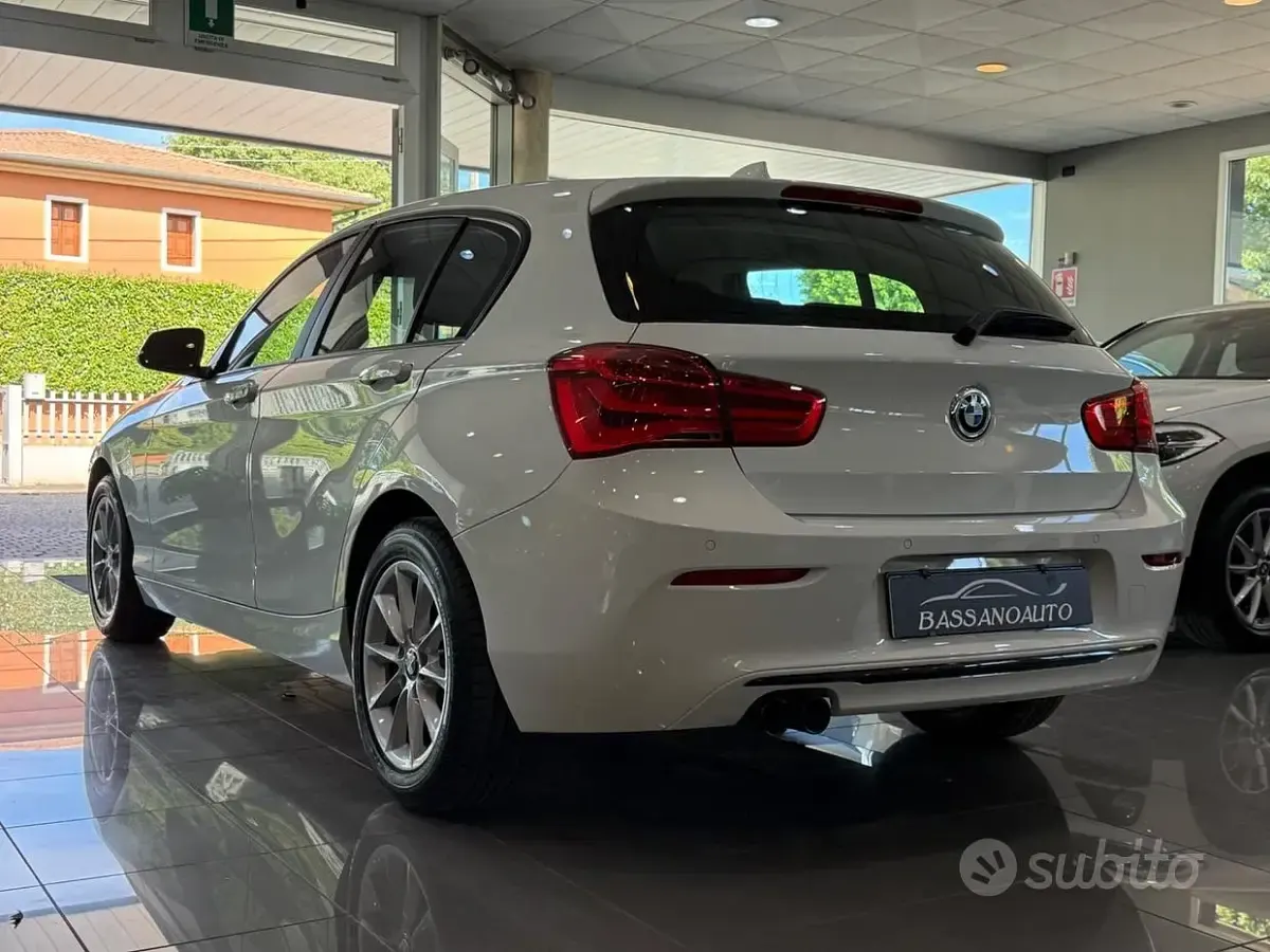 Usata BMW 120 Sport Line 190 CV (139 kW) 2016 Bianco Utilitaria