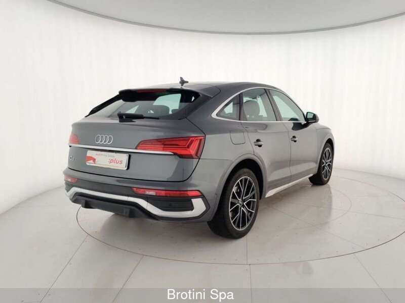 Usata Audi Q5 S-line plus 163 CV (119 kW) 2022 Grigio SUV