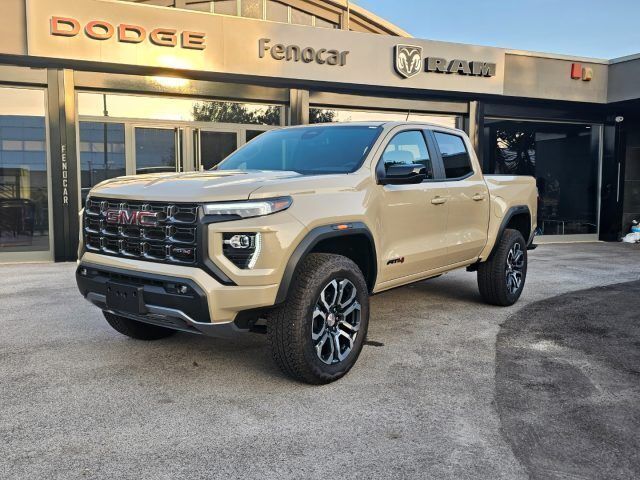 Usata GMC Canyon 314 CV (230 kW) 2024 Beige perlato Pick-up