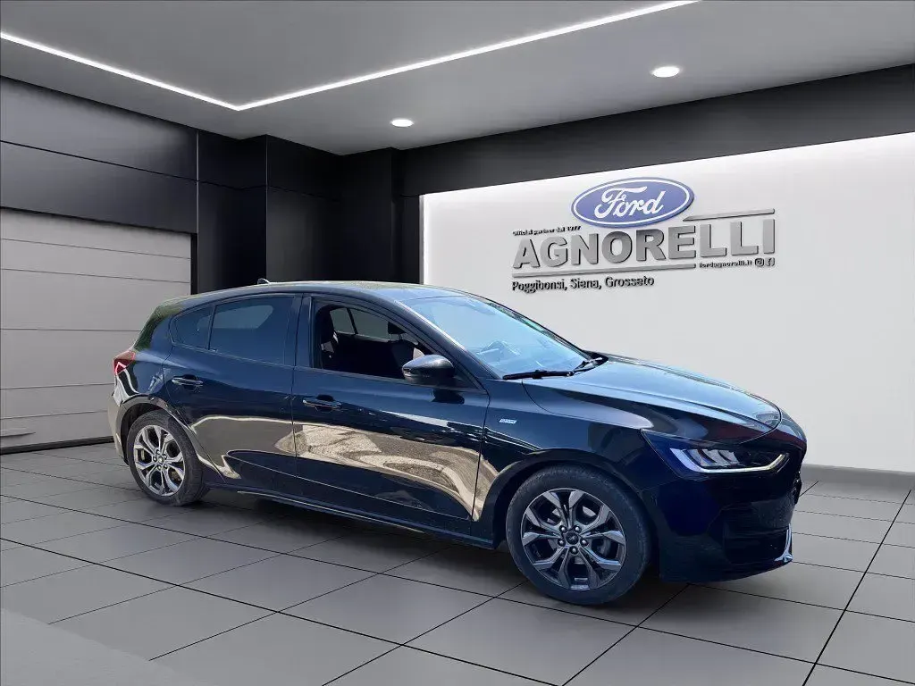 Usata Ford Focus ST-Line 125 CV (91 kW) 2024 Nero Berlina
