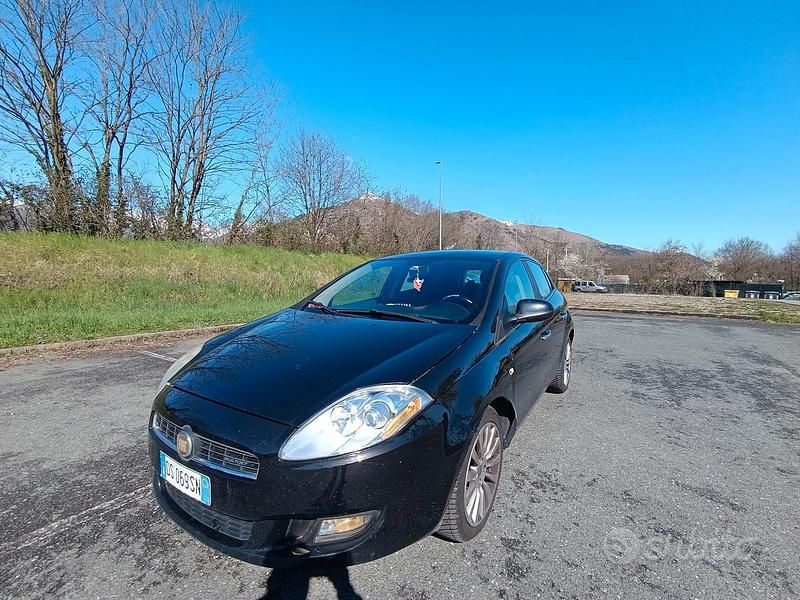 Usata Fiat Bravo 105 CV (77 kW) 2008 Nero Utilitaria