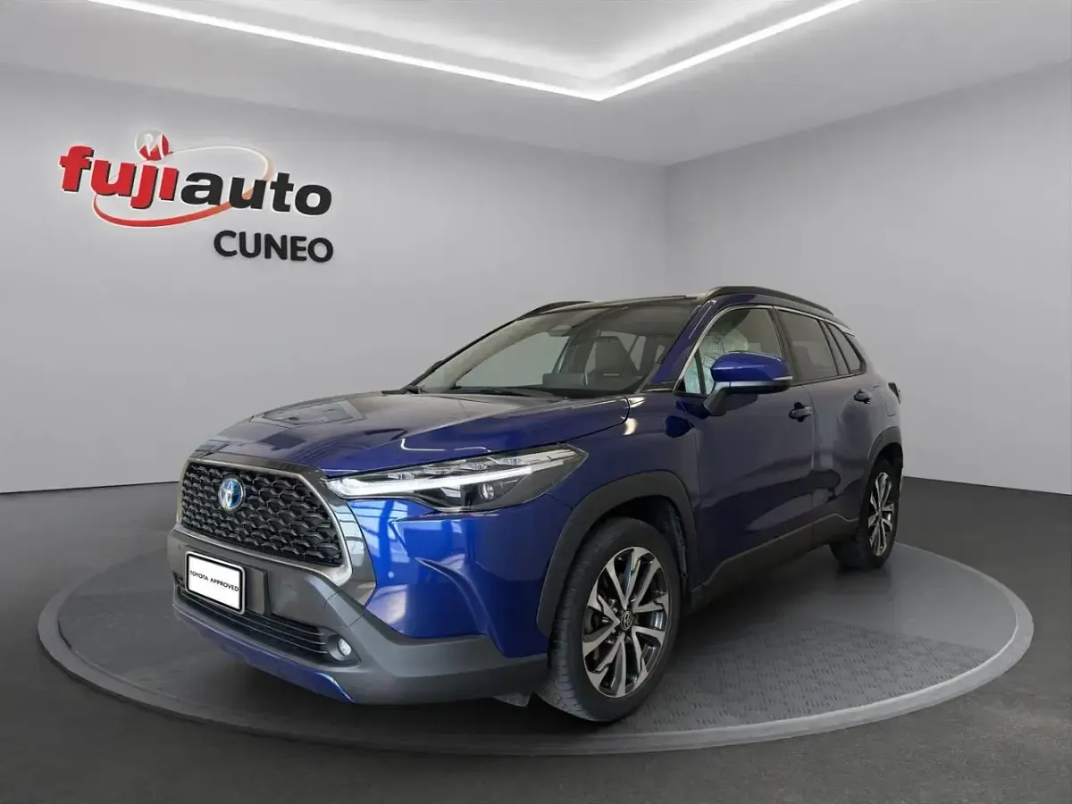 Usata Toyota Corolla Cross Lounge 199 CV (146 kW) 2023 Dark blue met SUV