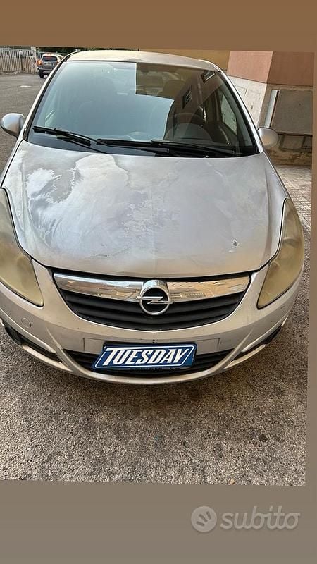 Używany Opel Corsa 75 KM (55 kW) 2008 Hatchback