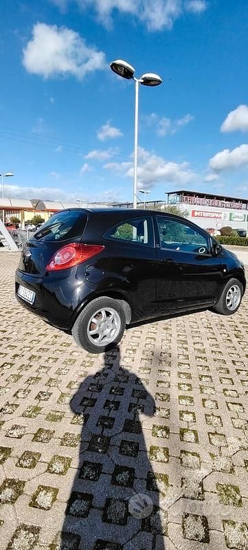 Usata Ford Ka 75 CV (55 kW) 2011 Nero Utilitaria