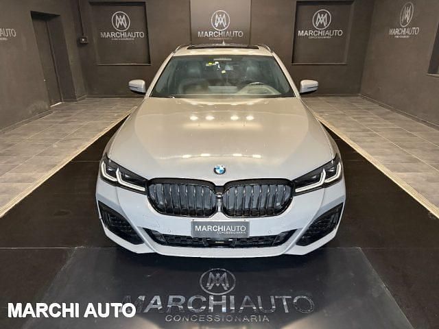 Usata BMW 520 M Sport 190 CV (139 kW) 2021 Grigio Station wagon