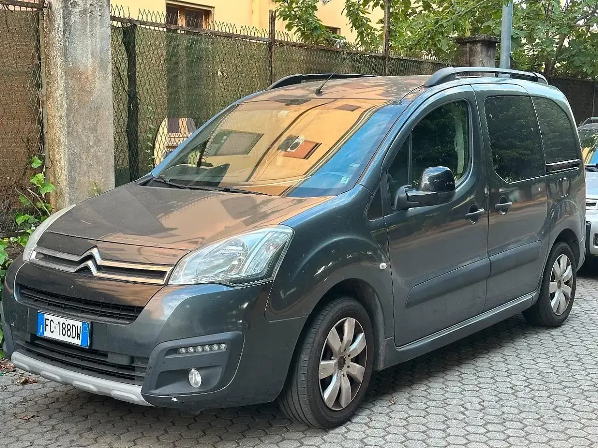 Usata Citroën e-Berlingo 92 CV (67 kW) 2016 Marrone Monovolume