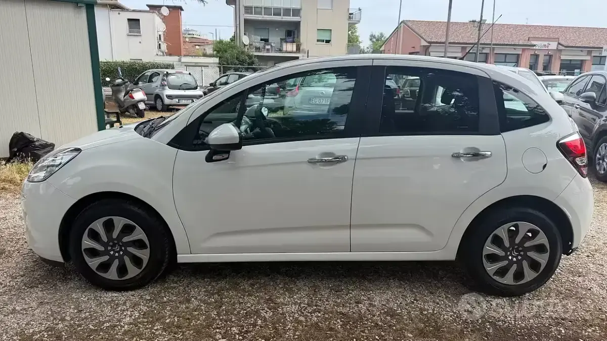 Usata Citroën C3 PureTech 68 CV (50 kW) 2015 Bianco Berlina