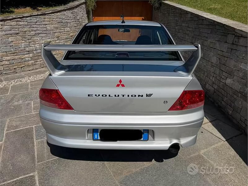 Usata Mitsubishi Lancer 280 CV (205 kW) 2002 Grigio Berlina