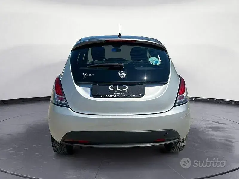 Usata Lancia Ypsilon S 86 CV (63 kW) 2012 Grigio Utilitaria