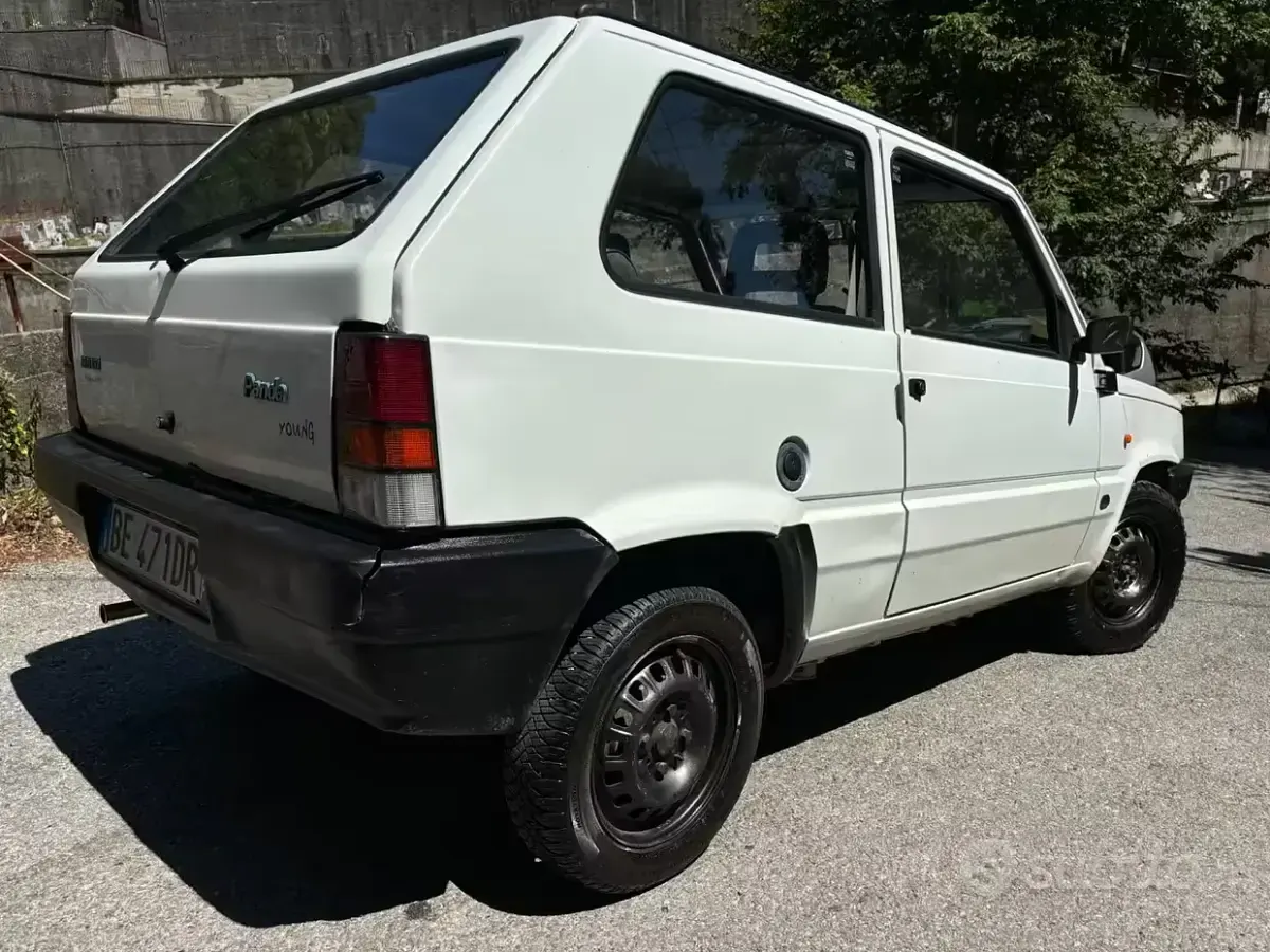 Usata Fiat Panda Young 39 CV (28 kW) 1999 Bianco Coupé