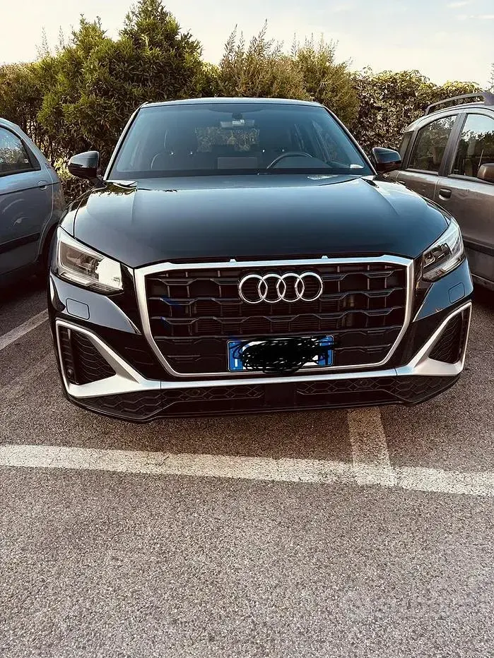 Usata Audi Q2 150 CV (110 kW) 2022 Nero SUV