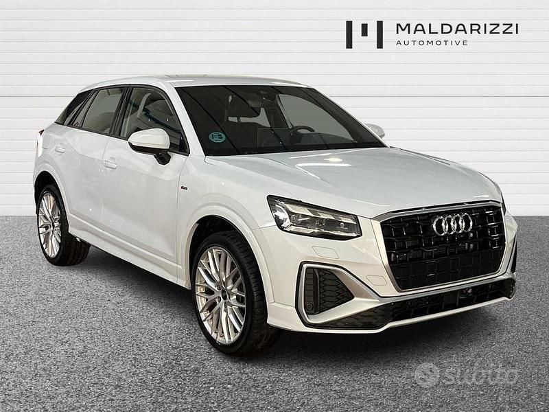 Usata Audi Q2 S-Line 150 CV (110 kW) 2025 Bianco SUV