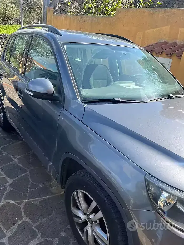 Usata VW Tiguan 110 CV (80 kW) 2013 Grigio SUV
