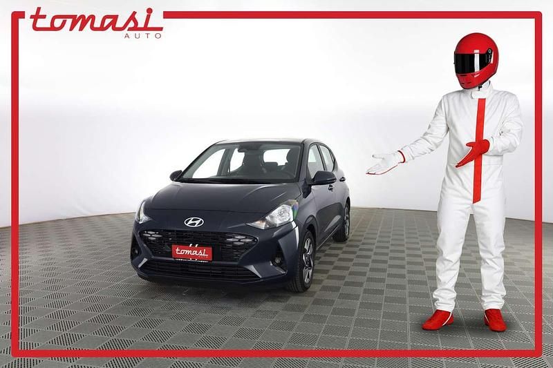 Nuova Hyundai i10 63 CV (46 kW) 2025 Lumen grey pearl Utilitaria