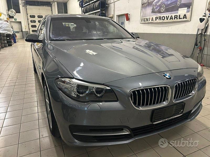 Begagnad BMW 520 Efficient Dynamics 184 HK (135 kW) 2014 Grå Sedan
