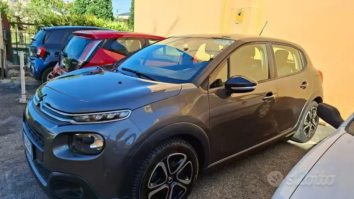 Gebraucht Citroën C3 83 PS (61 kW) 2019 Grau Kleinwagen