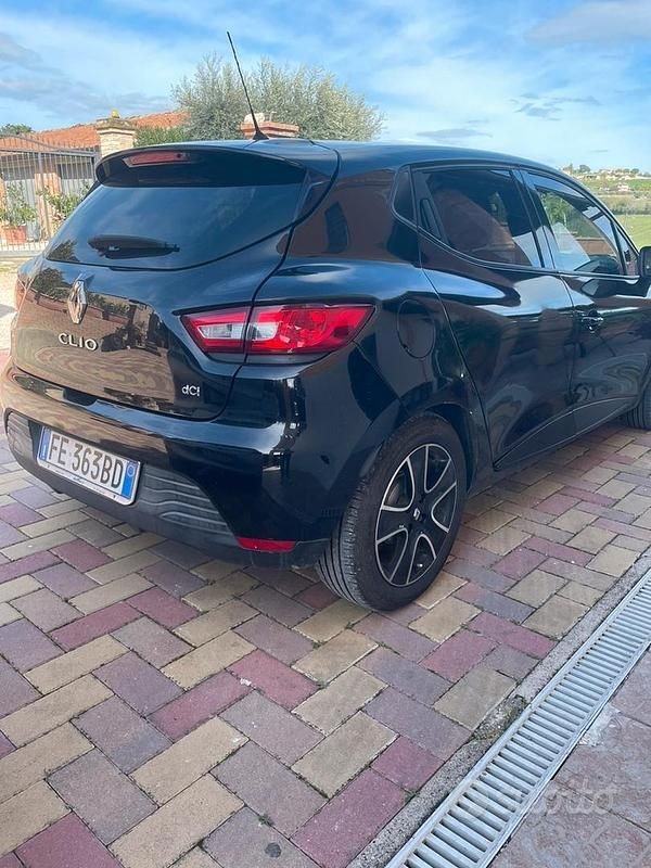 Usata Renault Clio IV 75 CV (55 kW) 2016 Nero Berlina