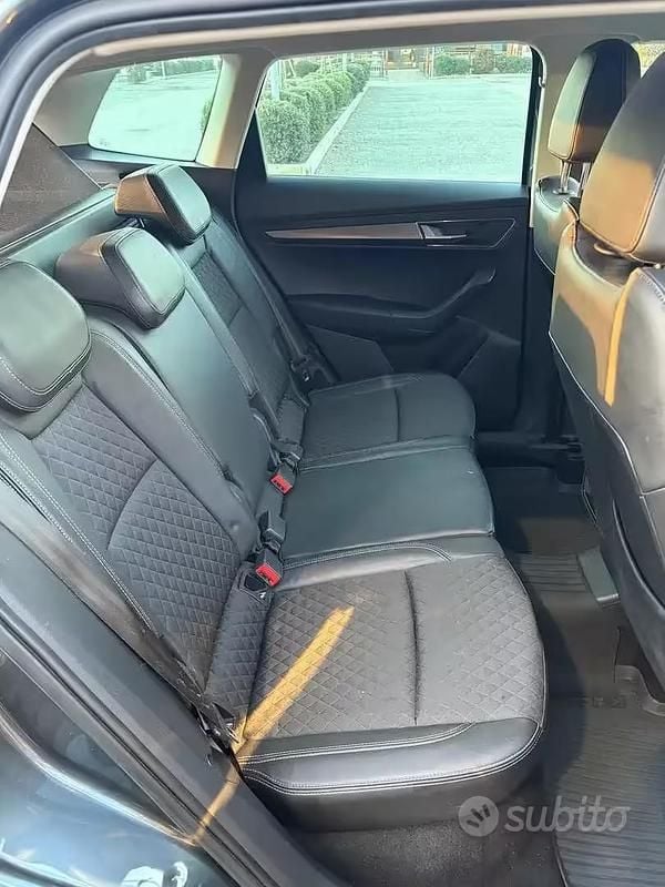 Usata Skoda Karoq Style 150 CV (110 kW) 2020 Grigio SUV