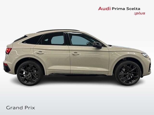 Nuova Audi Q5 Ambiente 204 CV (150 kW) 2025 Colore carrozzeria personalizzato audi exclusive SUV
