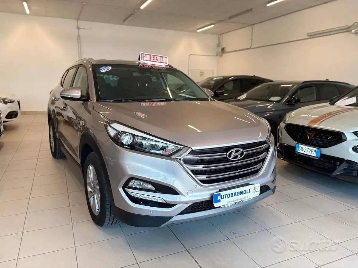 Usata Hyundai Tucson Xpossible 136 CV (100 kW) 2017 Grigio SUV